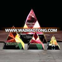 wholesale cheap customized 3D laser crystal pyramid glass paperweight